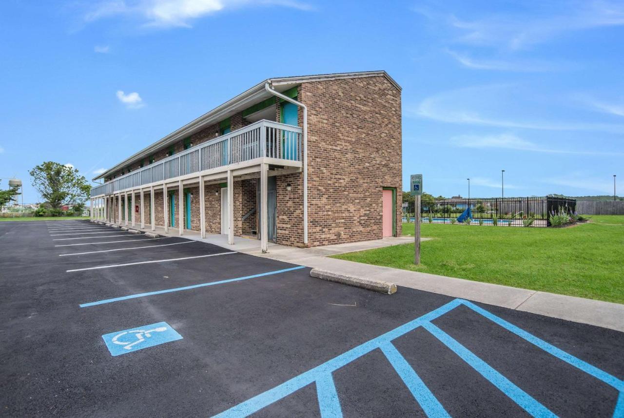 Rodeway Inn At Somers Cove Marina Crisfield Экстерьер фото