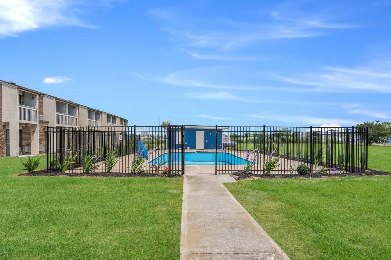 Rodeway Inn At Somers Cove Marina Crisfield Экстерьер фото